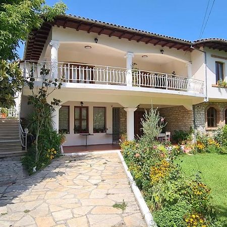Veranda B&B Berat Esterno foto